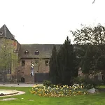 Renove, 3 Ch. Avec Parking Prive, Hyper-centre - Fr-1-744-36 Apartment