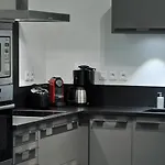 Renove, 3 Ch. Avec Parking Prive, Hyper-centre - Fr-1-744-36 Διαμέρισμα