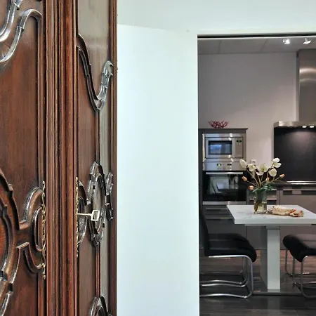 Renove, 3 Ch. Avec Parking Prive, Hyper-centre - Fr-1-744-36 아파트 *