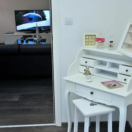 Renove, 3 Ch. Avec Parking Prive, Hyper-centre - Fr-1-744-36 아파트