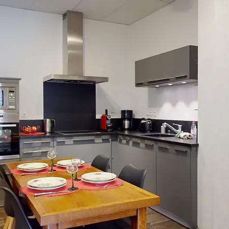 Renove, 3 Ch. Avec Parking Prive, Hyper-centre - Fr-1-744-36 Daire *