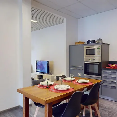 Renove, 3 Ch. Avec Parking Prive, Hyper-centre - Fr-1-744-36