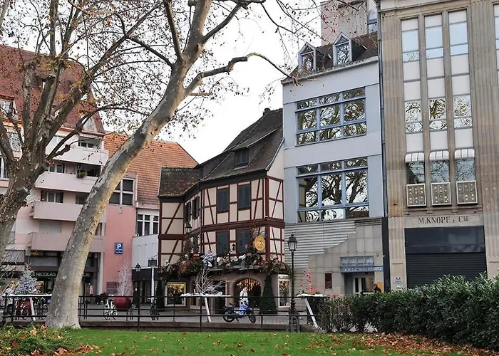 Renove, 3 Ch. Avec Parking Prive, Hyper-centre - Fr-1-744-36 아파트 콜마